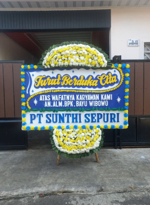 Papan Bunga Duka di Perina